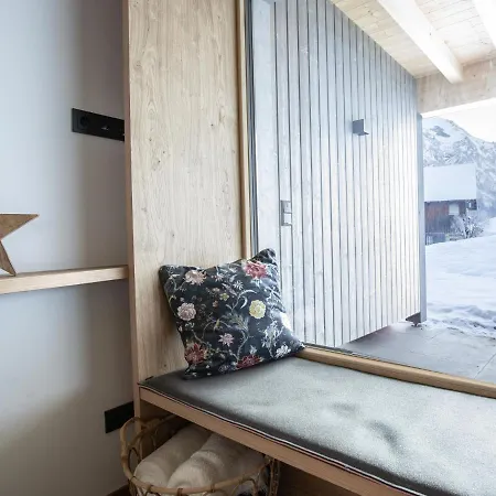 Apartment Kracha Alpinlodge Mittelberg