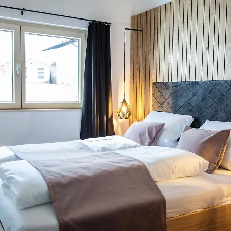 Kracha Alpinlodge شقة *